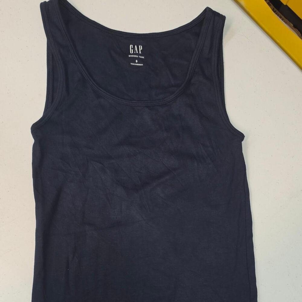 Gap navy blue tank top